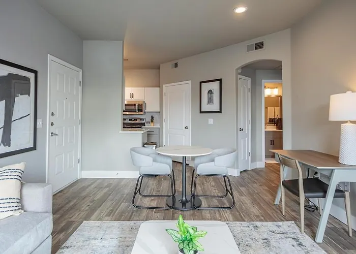 Landing Modern With Amazing Amenities Phoenix
